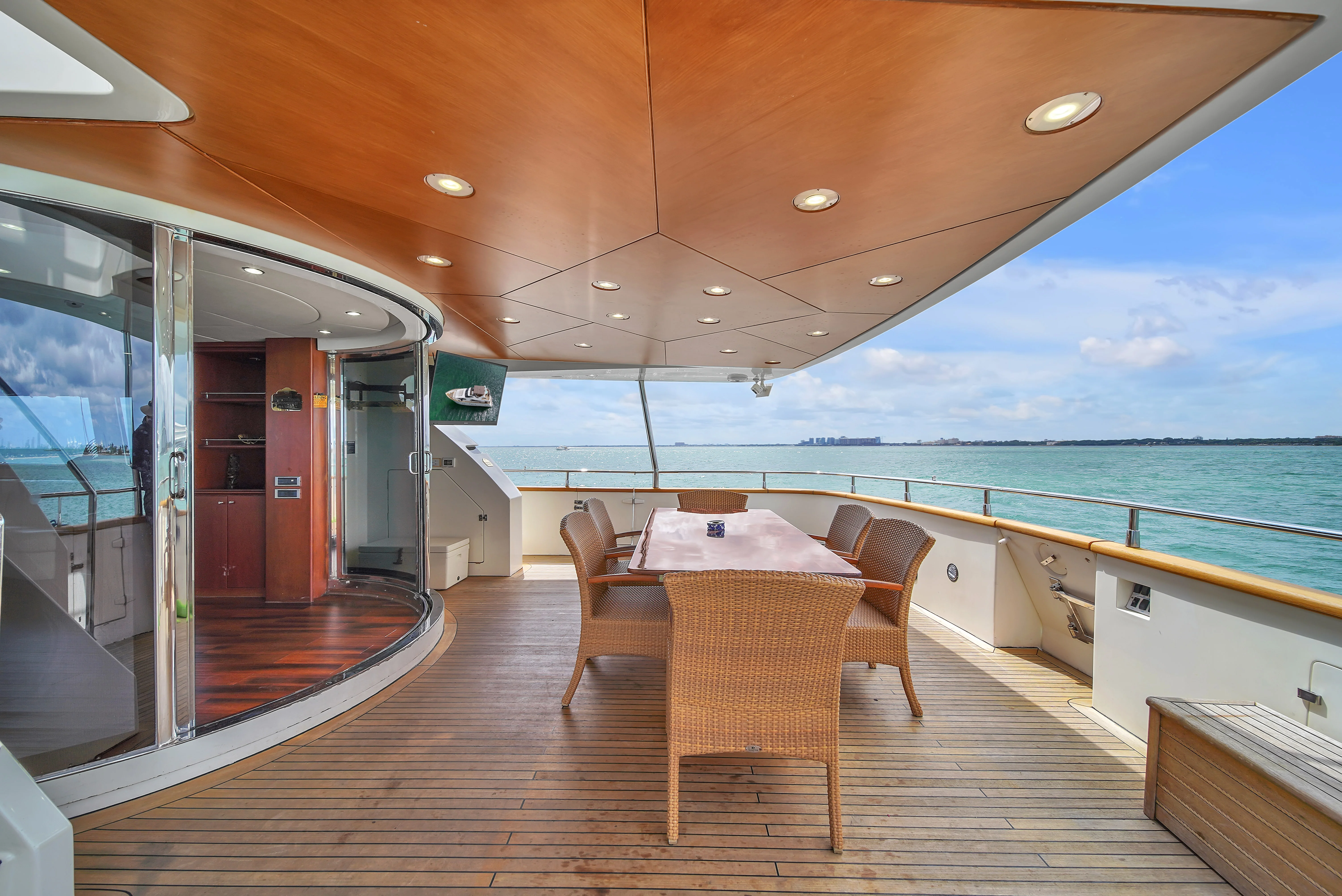 Star Island celebrity mansions viewed from luxury yacht